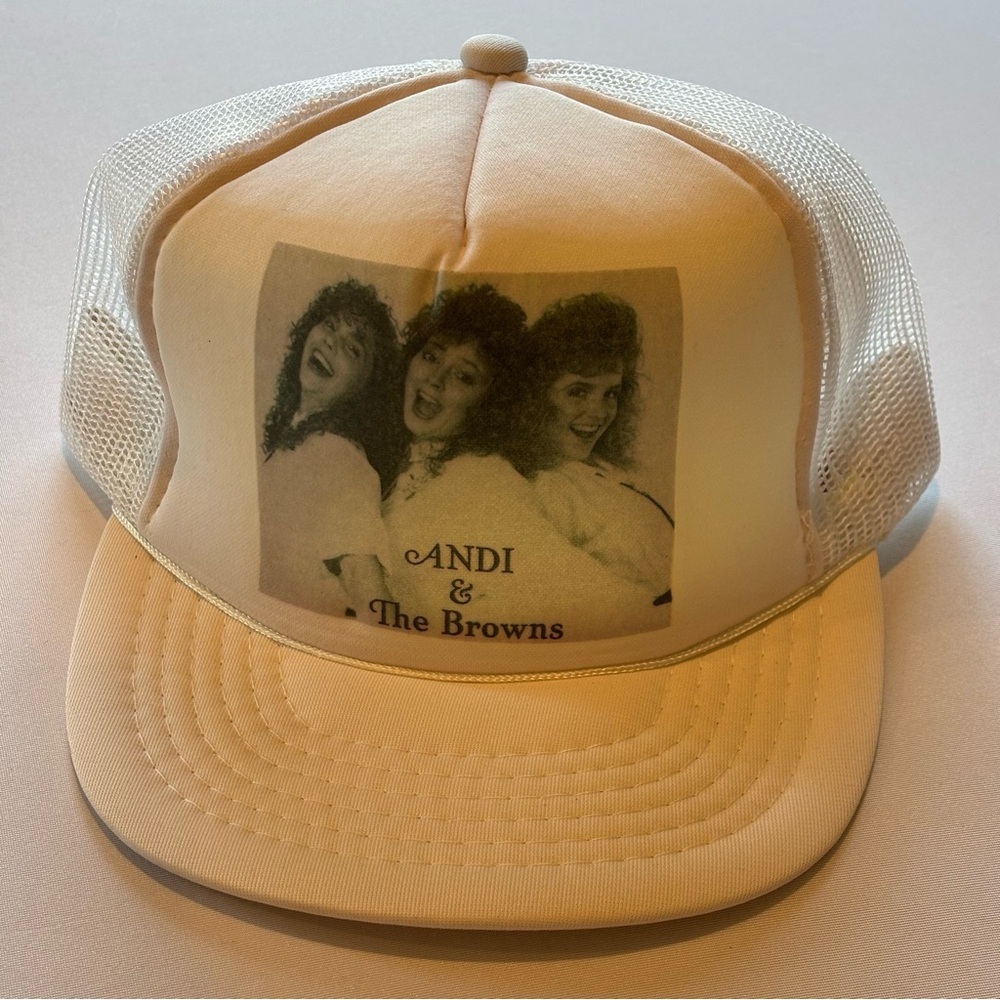VINTAGE SNAPBACK Andi and The Browns White Mens SnapBack Cap Like New‎